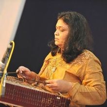 dr varsha agrawal on artistebooking.com